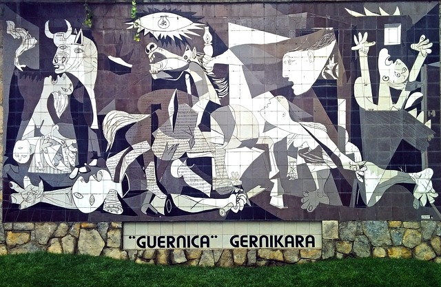 Picking a topic for essay Picasso Guernica